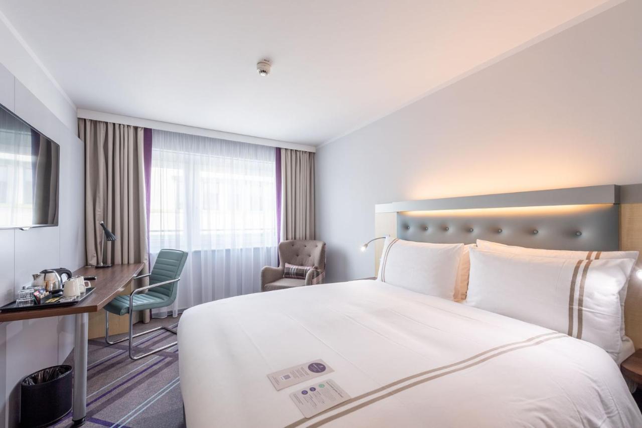 Premier Inn Stuttgart Airport ไลน์เฟลเดิน-เอคเทอร์ดิงเงน ภายนอก รูปภาพ